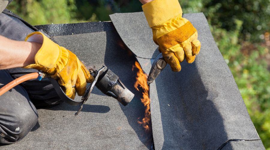 Expert Emergency Roof Repairs services in Weidman, MI
